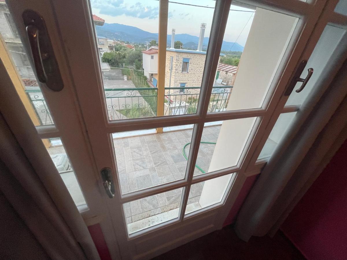 Efis Guest House Near Nafpaktos-Fully Equipped Home Eksteriør bilde